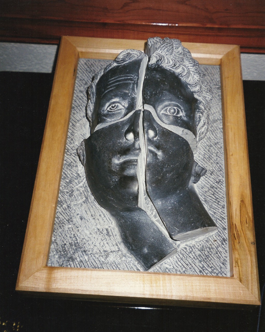 Schizophrenia Black Marble - 16x12x4
